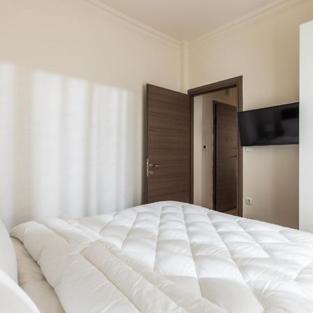 Tropical & Faces By Nest Apartment Thessaloniki Exterior photo