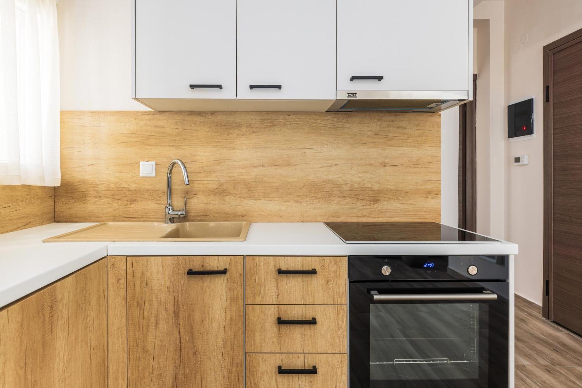 Tropical & Faces By Nest Apartment Thessaloniki Exterior photo